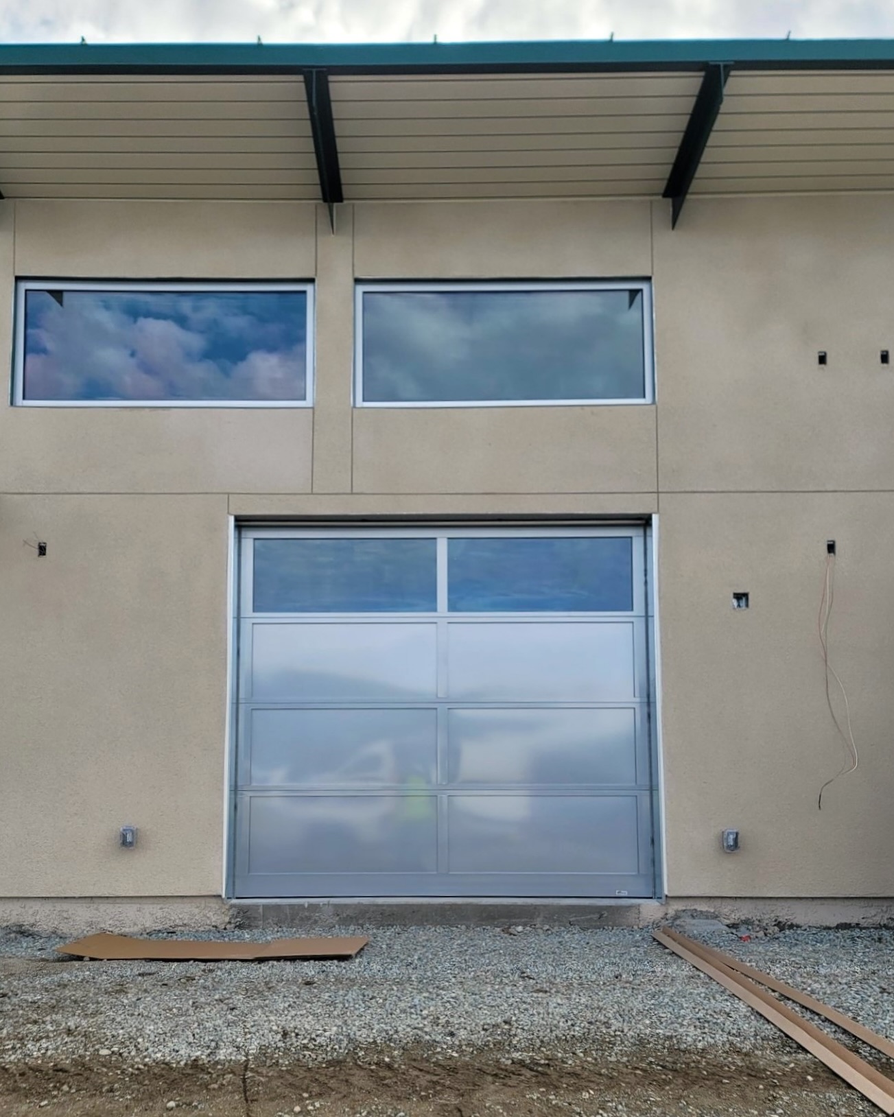 Morgan Hill residential home with garage doors
