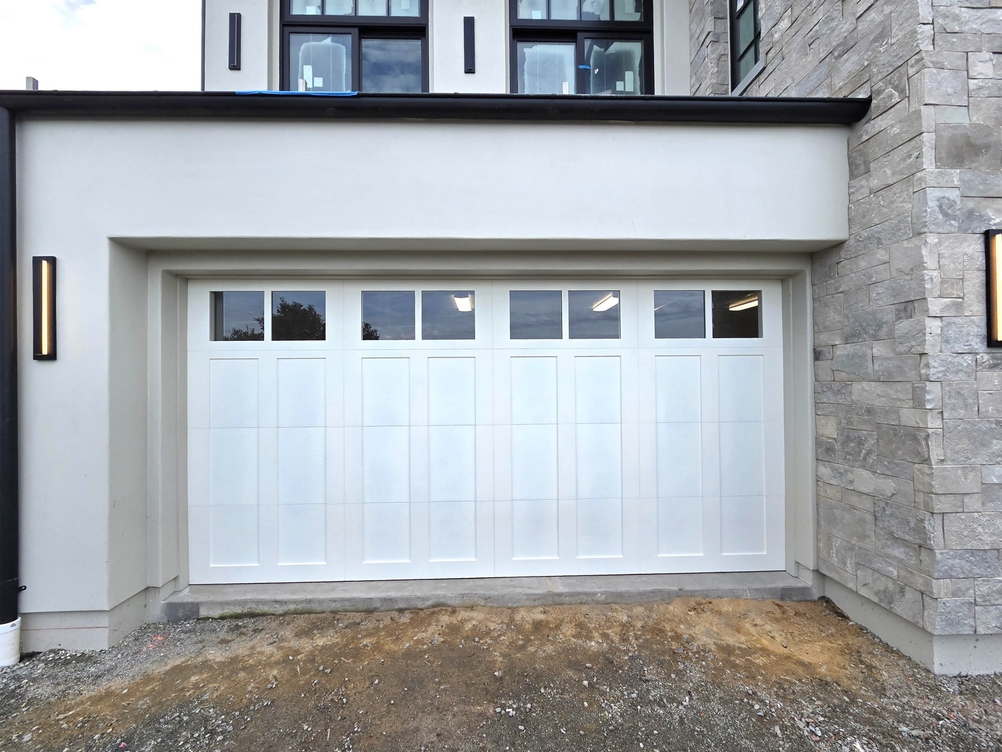California Overhead Door warranty service in progress